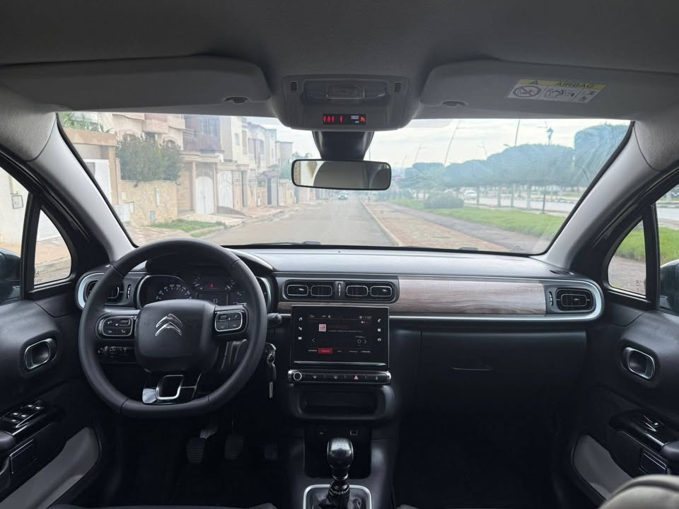 Citroën C3 2024   - Vue 4 carrosserie et intérieur