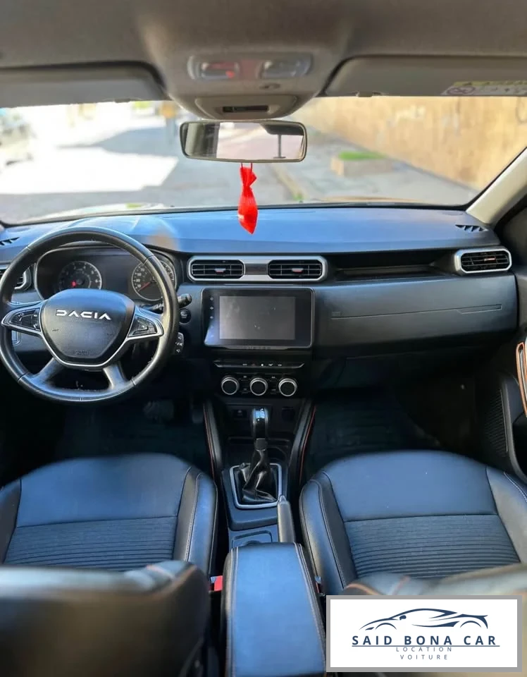 DACIA DUSTER NOIR 2026 - Vue 1 carrosserie et intérieur