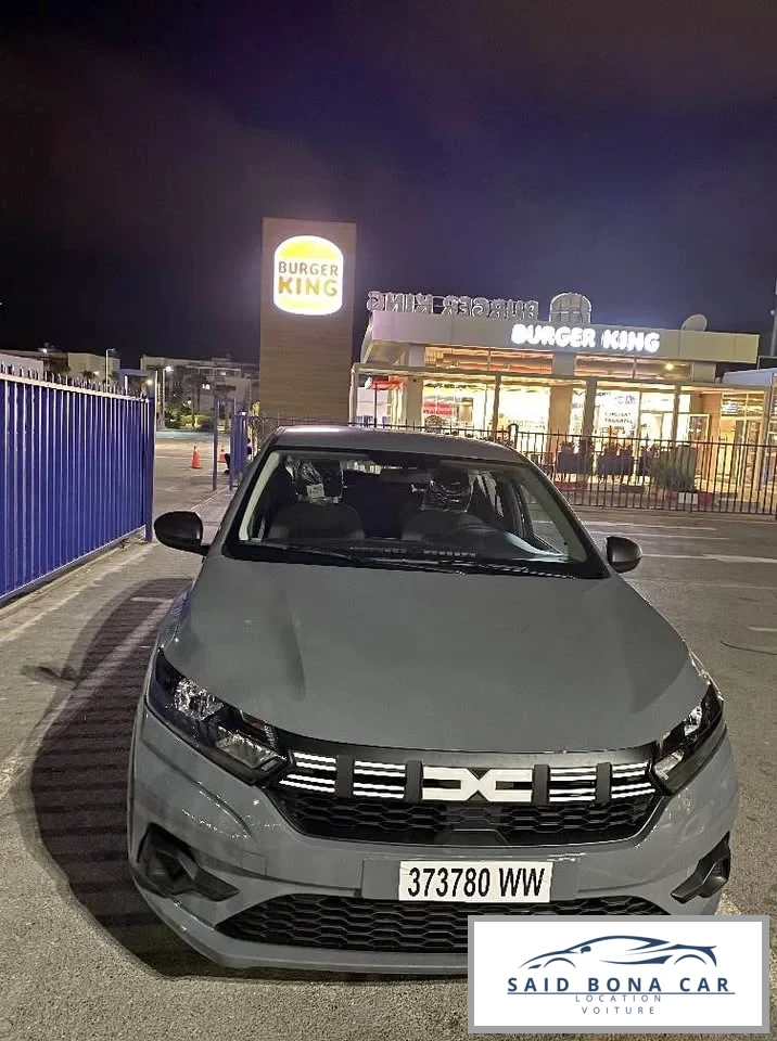 DACIA LOGAN GRIS NARDO 2026 - Vue 1 carrosserie et intérieur