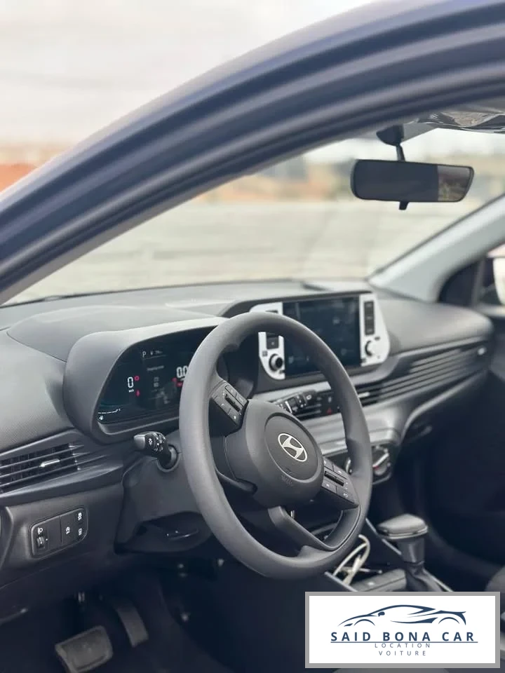 HYUNDAI I20 NOIR 2025 - Vue 3 carrosserie et intérieur