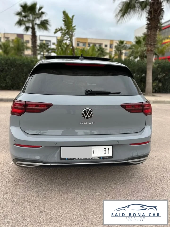 Volkswagen Golf 8 2024 - Vue 3 carrosserie et intérieur